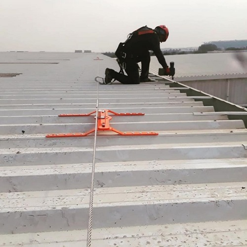 Mengapa Aneza Safety Rail Lifeline Vertical & Horizontal Kaya Safety itu Sangat Penting
